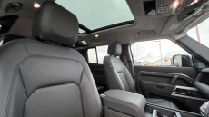 Land Rover Defender 3.0 D250 SE 110 5dr Auto Diesel Estate